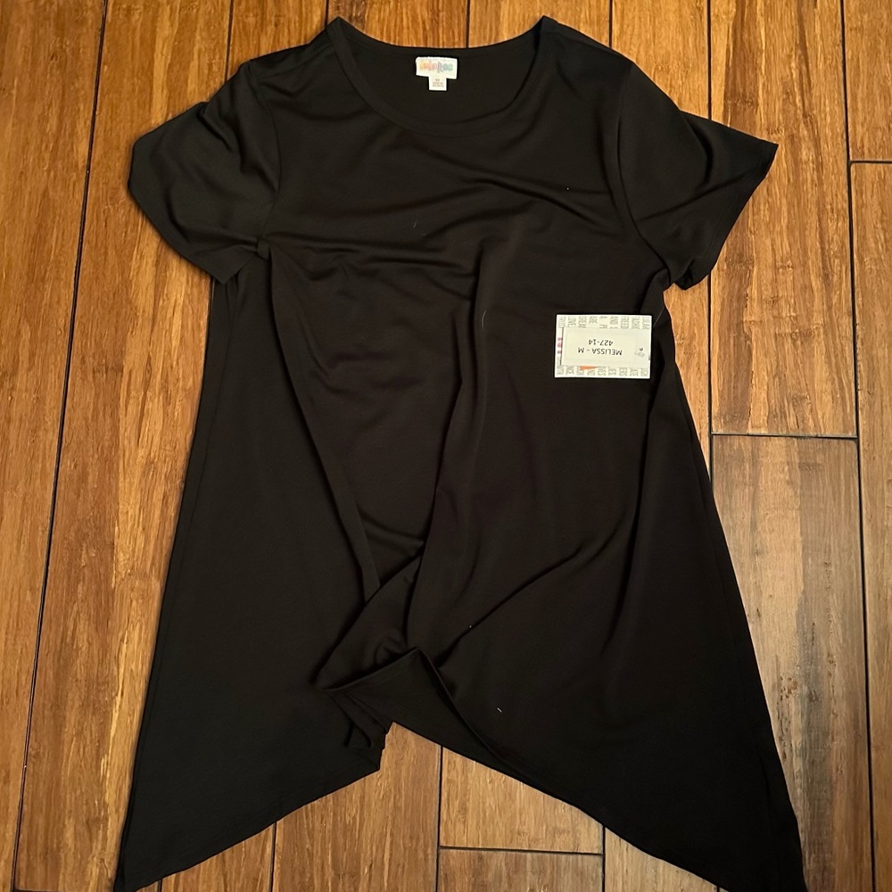 Solid Black NWT Melissa LLR Med tunic top